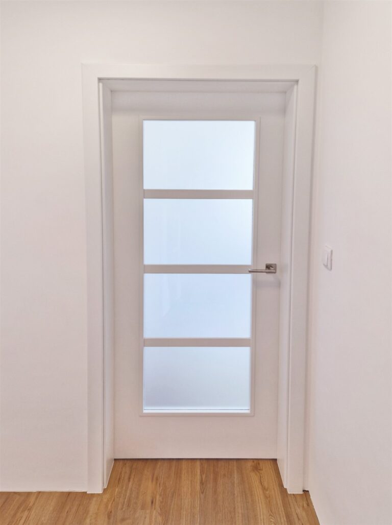 Dveře a zárubně